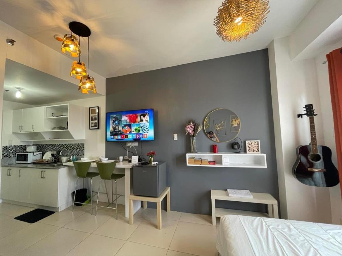 Cool Suites At Wind Residences Tagaytay Staycation- Im Hana 1 Tagaytay City Екстериор снимка